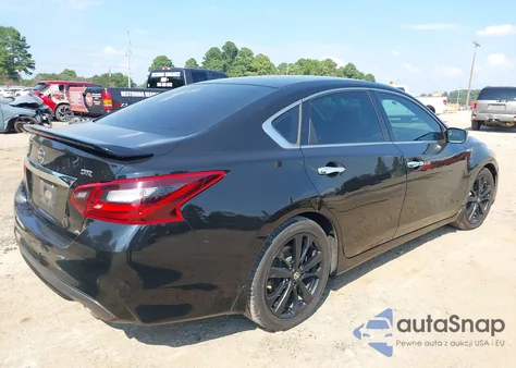 2017 Nissan Altima 2.5 Sr из США, поврежденный, VIN 1N4AL3AP8HC247615